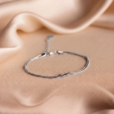 Forever Knot-armband – En meningsfull gåva till par, bästa vänner och familj