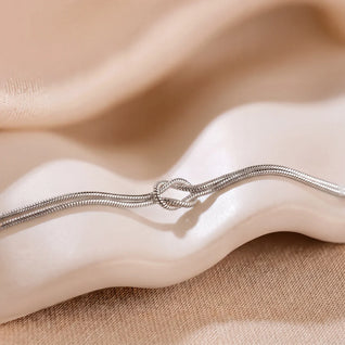 Forever Knot-armband – En meningsfull gåva till par, bästa vänner och familj